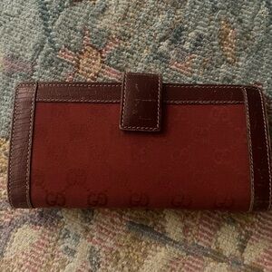 Gucci wallet